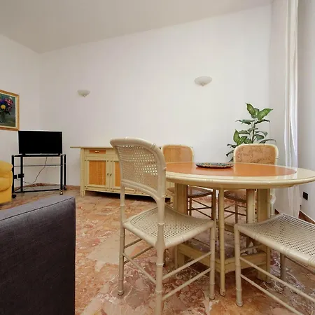 Fossato Di Vico Appartement